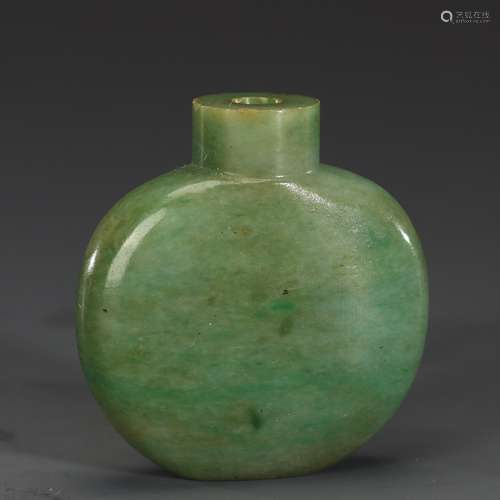 Powder snuff bottle in Qing Dynasty