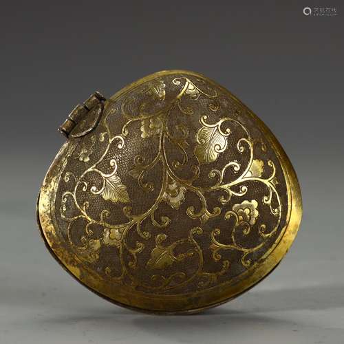 Ancient gilded flower powder box