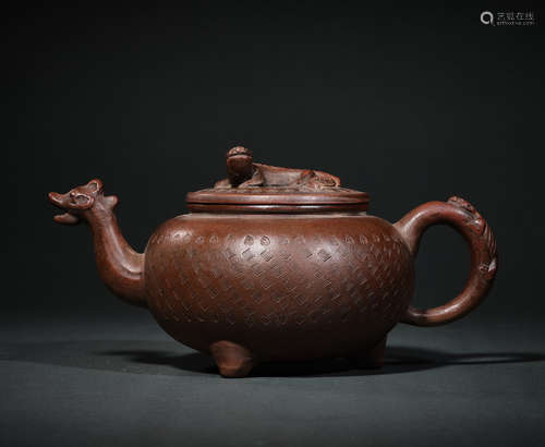 A Purple Clay Tea Pot