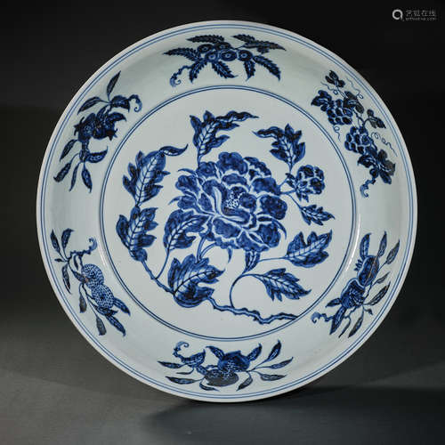 A Blue and White Flower Pattern Porcelain Plate