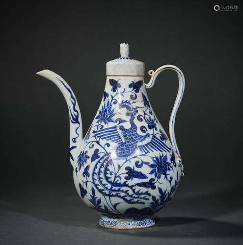 A Blue and White Phoenix Porcelain Handle Pot