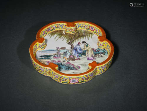 A Famille Rose Character Story Porcelain Washer