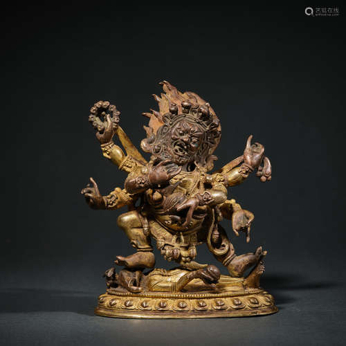 A Gilt Bronze Buddha Figure Statue