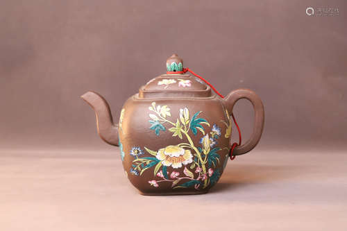 A Purple Clay with Flower Pattern Tea Pot