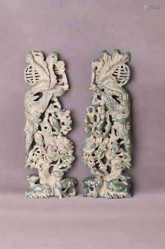 A Pair of Green Jade Bird Pattern Ornament