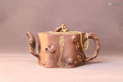 A Purple Clay Tea Pot