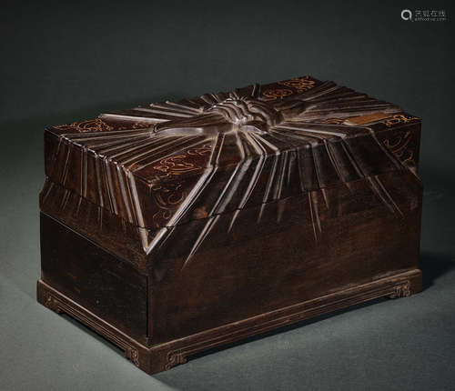 An Red Sandalwood Box