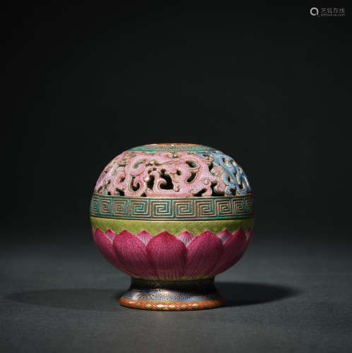A Lotus Flower Shape Dragon Pattern Porcelain Incense Burner