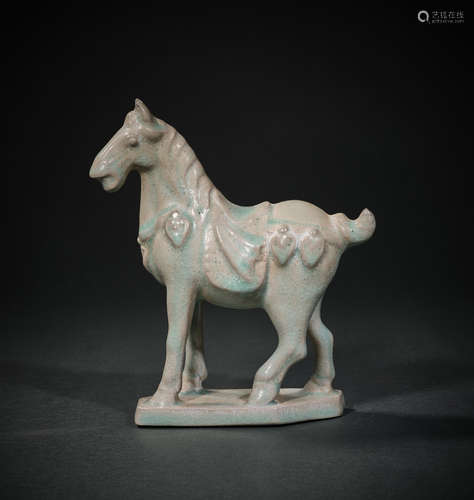 A Glazed Horse Porcelain Figure