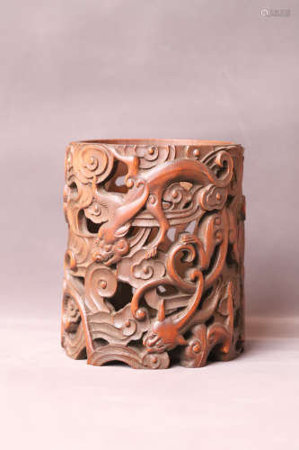 A Bamboo Carved Dragon Pattern Brush Pot