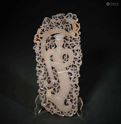 A Hollow Carved Dance Jade Flake