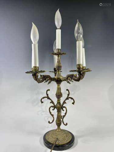 A FINE FRENCH MARBLE & BRASS CANDELABRA TABLE LAMP