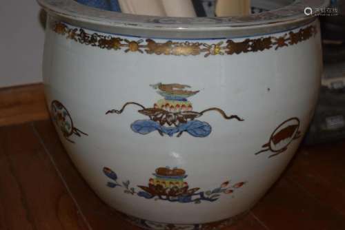 large chinese qing dynasty export bowl.