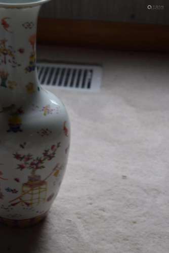 qing dynasty fencai vase, daoguang mark and period.
