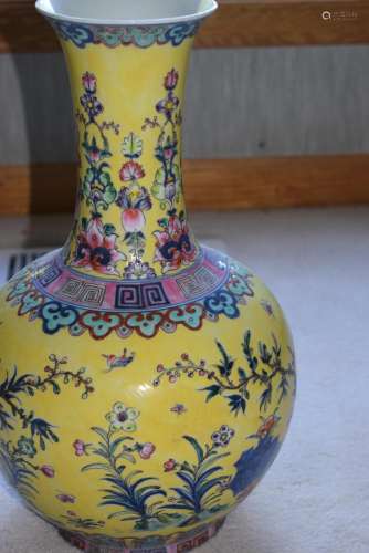 large falangcai imperial jiaqing yellow vase.