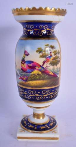 AN EARLY 19TH CENTURY ENGLISH PORCELAIN BIRD VASE probably S...