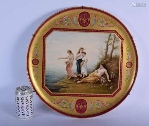 A LARGE LATE 19TH CENTURY VIENNA PORCELAIN CHARGER painted w...