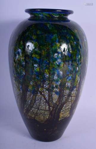 A LIMITED EDITION ISLE OF WIGHT GLASS VASE No 20 of 100. 24 ...