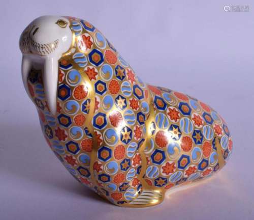 ROYAL CROWN DERBY PAPERWEIGHT SEA LION. 10cm high