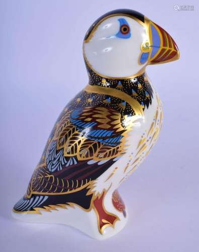 ROYAL CROWN DERBY PAPERWEIGHT PUFFIN. 11.5cm high