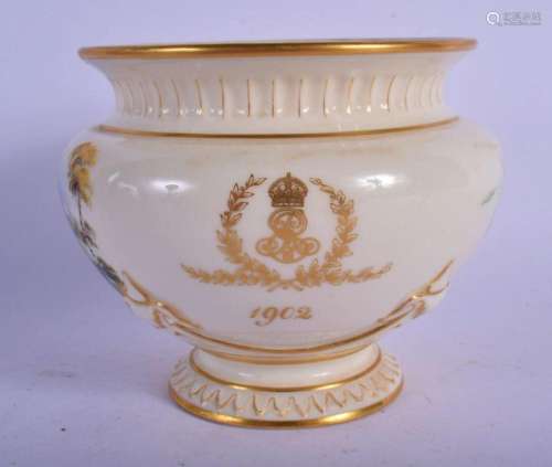 ROYAL WORCESTER RARE VASE PAINTED WITH WINDSOR CASTLE AND TH...