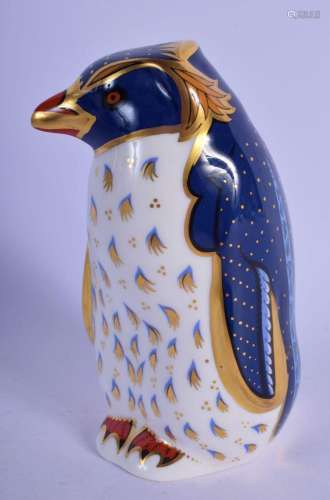 ROYAL CROWN DERBY PAPERWEIGHT PENGUIN. 11cm high