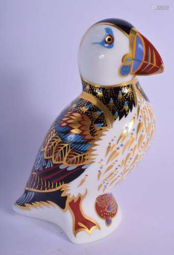 ROYAL CROWN DERBY PAPERWEIGHT PUFFIN. 12cm high