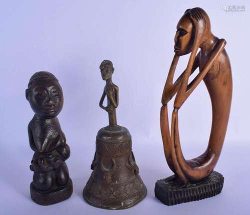 AN EARLY 20TH CENTURY AFRICAN TRIBAL CARVED WOOD FERTILITY F...