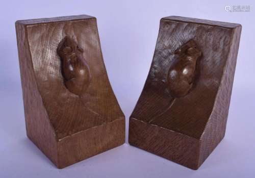 A PAIR OF ROBERT THOMPSON MOUSEMAN CARVED WOOD MOUSE BOOKEND...