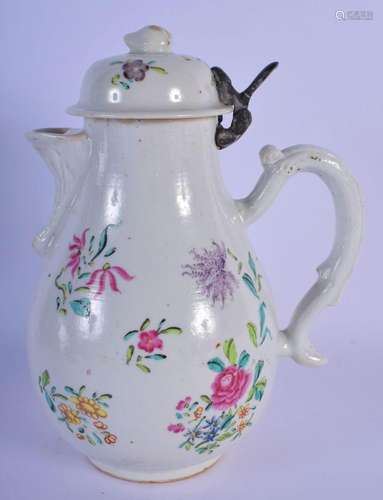 AN 18TH CENTURY CHINESE EXPORT FAMILLE ROSE PORCELAIN JUG AN...