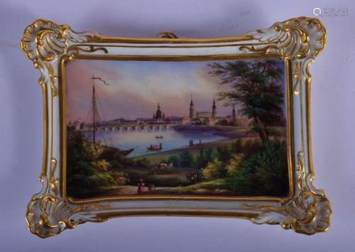 AN 18TH/19TH CENTURY MEISSEN PORCELAIN PLAQUE painted with a...