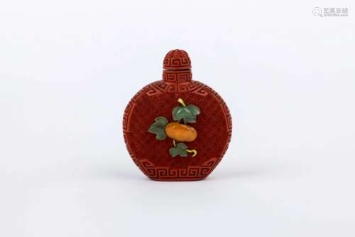 MID QING A CARVED RED LACQUER SNUFF BOTTLE
