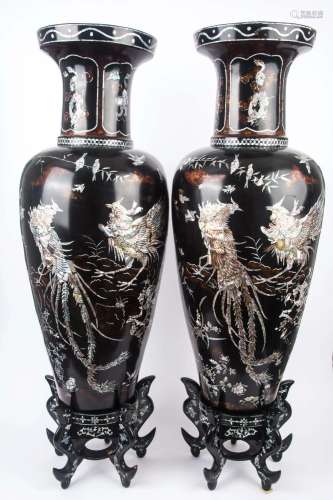 19TH CENTURY A PAIR OF BIG VASE INLAID MOTHER-OF-PEARL