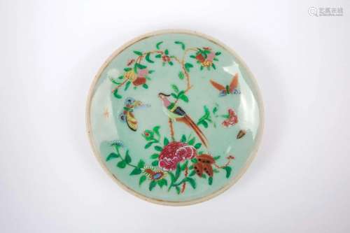 EARLY QING FLOWER AND BIRD PATTERN PLATE