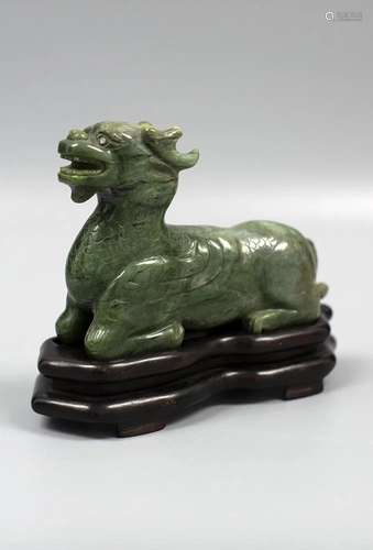 REPUBLIC OF CHINA GAN QING ZHONG JADEITE KIRIN ORNAMENT