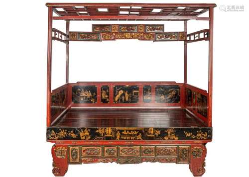 LATE QING/REPUBLIC OF CHINA CARVED BED