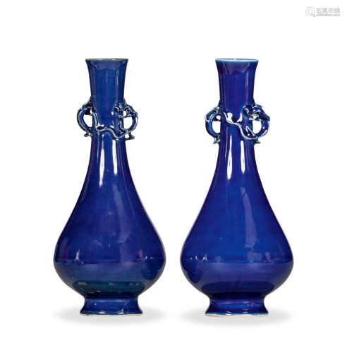 清代 藍釉盤螭膽瓶一對
