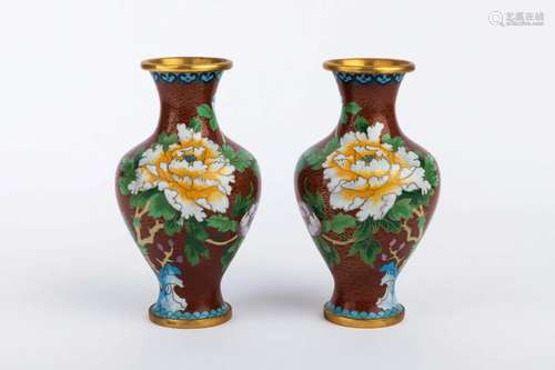 20TH CENTURY CLOISONNE PEONY VASE