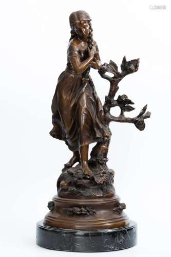 FRENCH BRONZE SCULPTURE WITH SIGNATURE