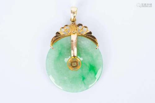 14K GOLD JADEITE PENDANT