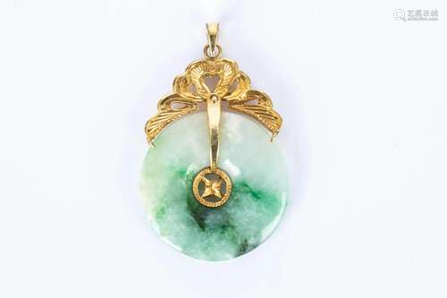 14K GOLD JADEITE PENDANT