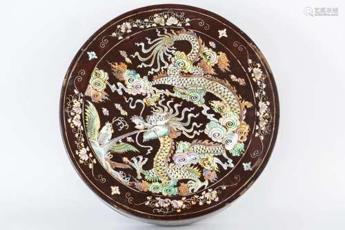 REPUBLIC OF CHINA MOTHER-OF-PEARL INLAID BOX (WITH