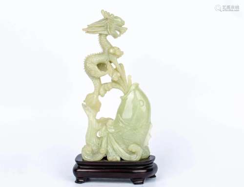 20TH CENTURY JADE CARVED ORNAMENT