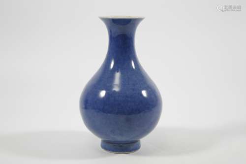 清 祭藍釉玉壺春瓶