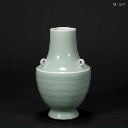 Green Glaze Porcelain Small Bottle, China