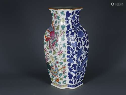 Qing Dynasty Qianlong Period Blue And White Porcelain Doucai...