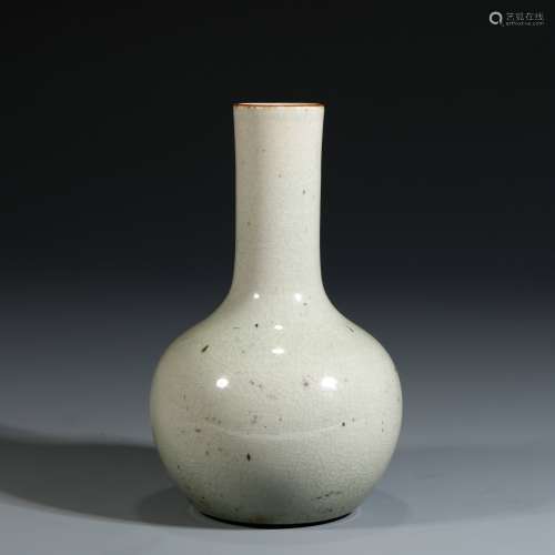 Green Glaze Porcelain Bottle, China