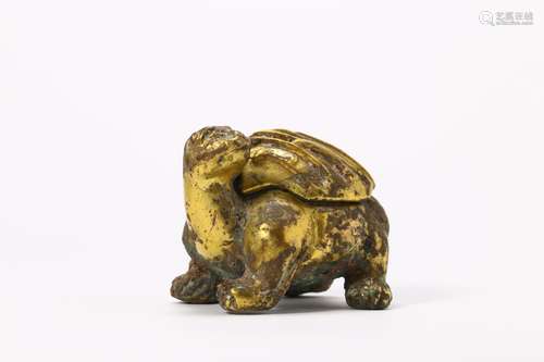 GILT BRONZE BEAST-FORM BOX AND COVER