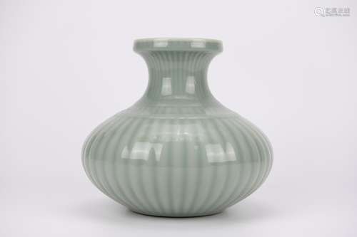 CELADON GLAZE BUCKET-FORM ZUN