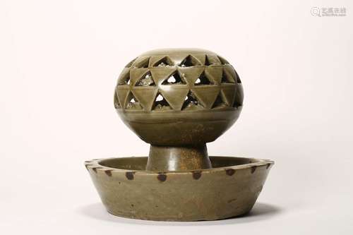 LONGQUAN KILN OLIVE-GREEN GLAZE CENSER